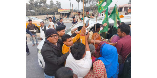 तेजस्वी यादव का राजद कार्यकर्ताओं ने किया स्वागत